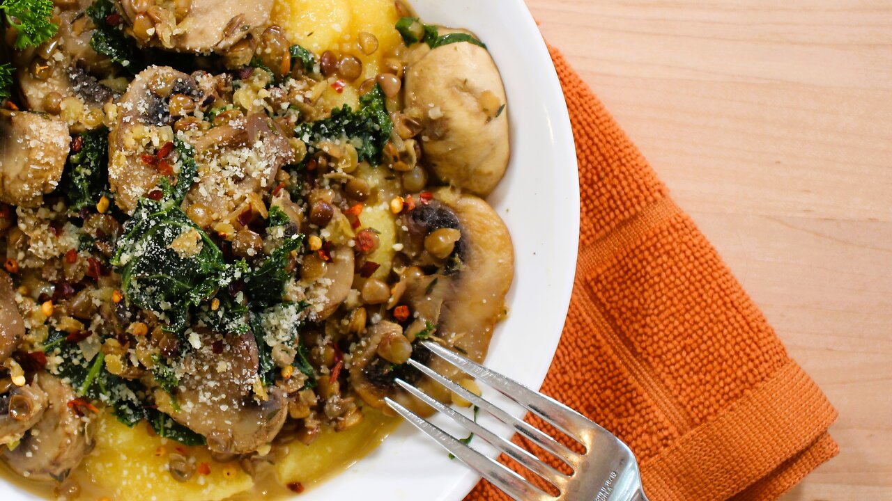 Creamy Lentils with Mushrooms and Kale