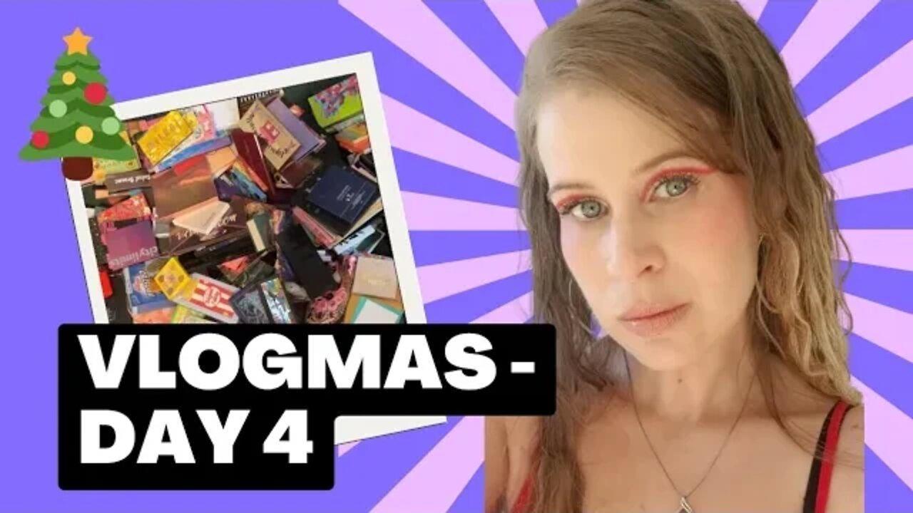 EYESHADOW PALETTE DECLUTTER | vlogmas • day 4 | melissajackson07