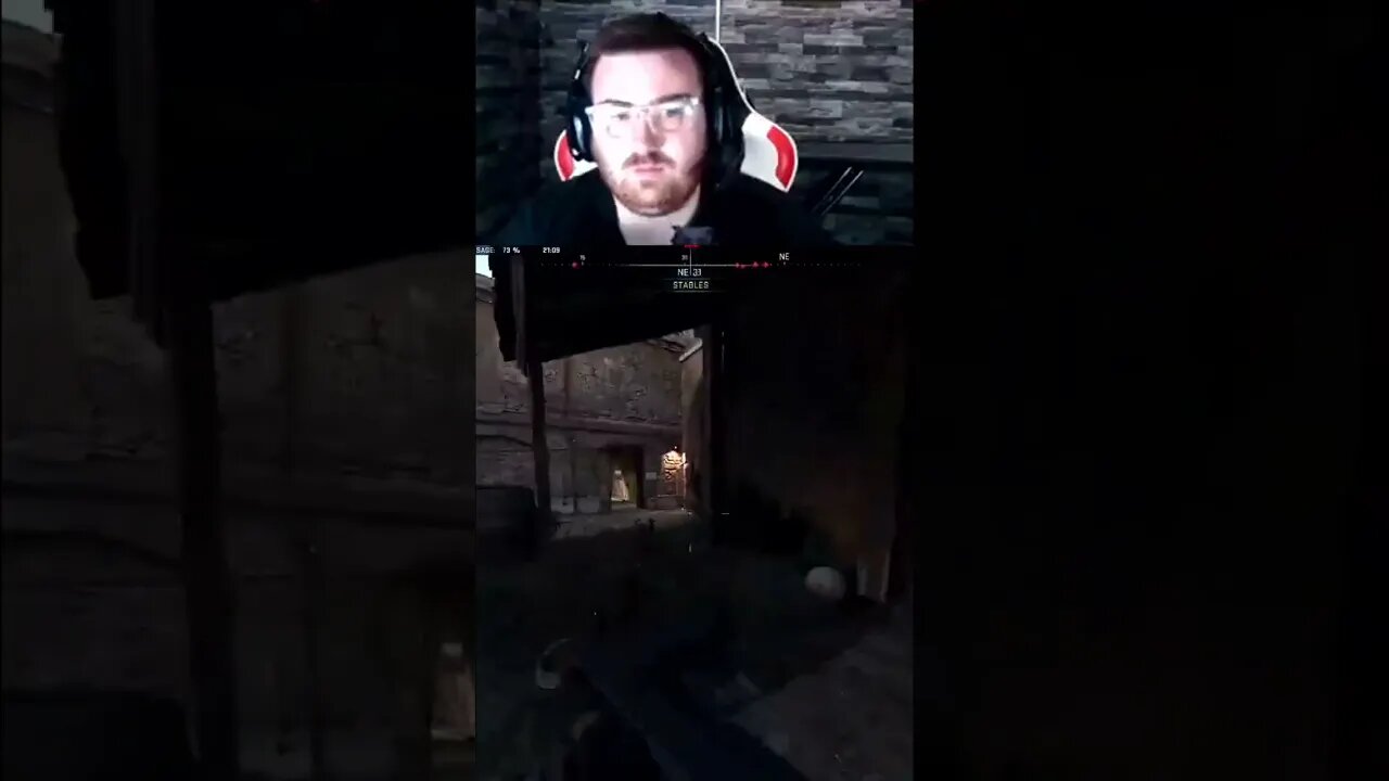 Being sneaky with the door on MW2