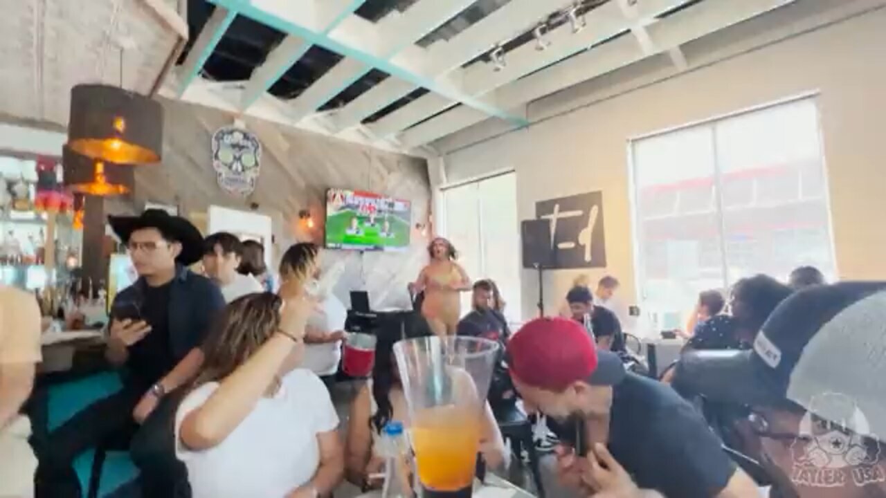 Children Present at a Drag Queen Show