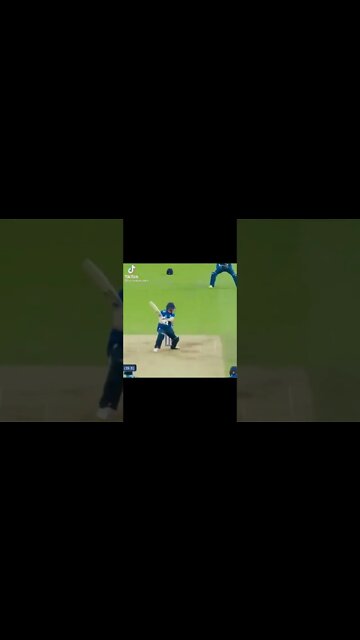 දනුස්ක ගුනතිලකගේ සුපිරි කැච් එක Great catch by Danuska Gunathilake 🏏 #shorts #youtube