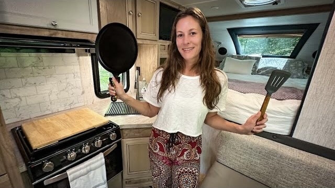 4X4 Luxury Truck Camper Kitchen Tour + Dinner