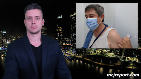 Politicians are posing for vaccines