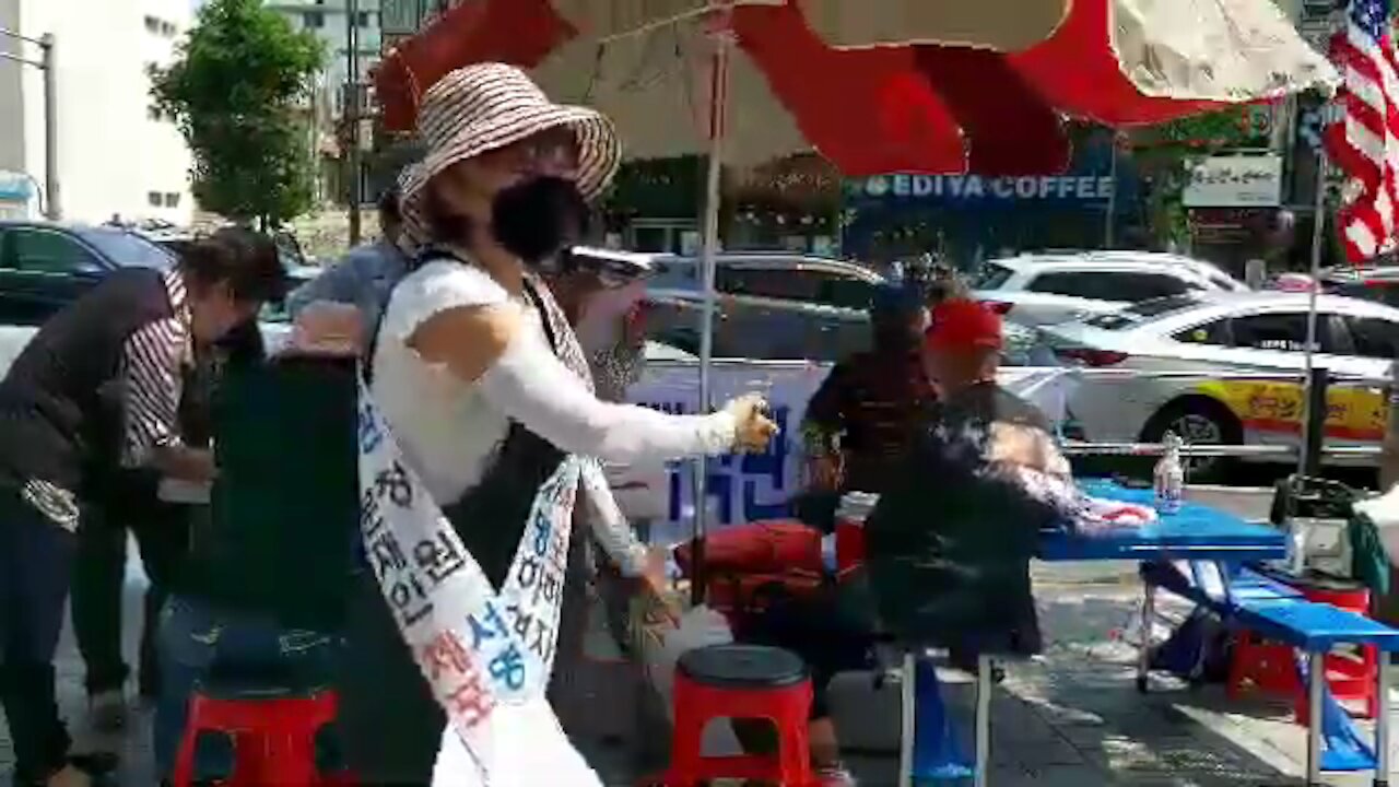 ★[대구] 문재인 체포 백악관 청원 서명 집회 전국으로 확산! 빨갱이 문재인 체포! 박근혜 대통령 복귀! [태평] 200606 토 [태투 대구 1차] 신세계백화점 앞
