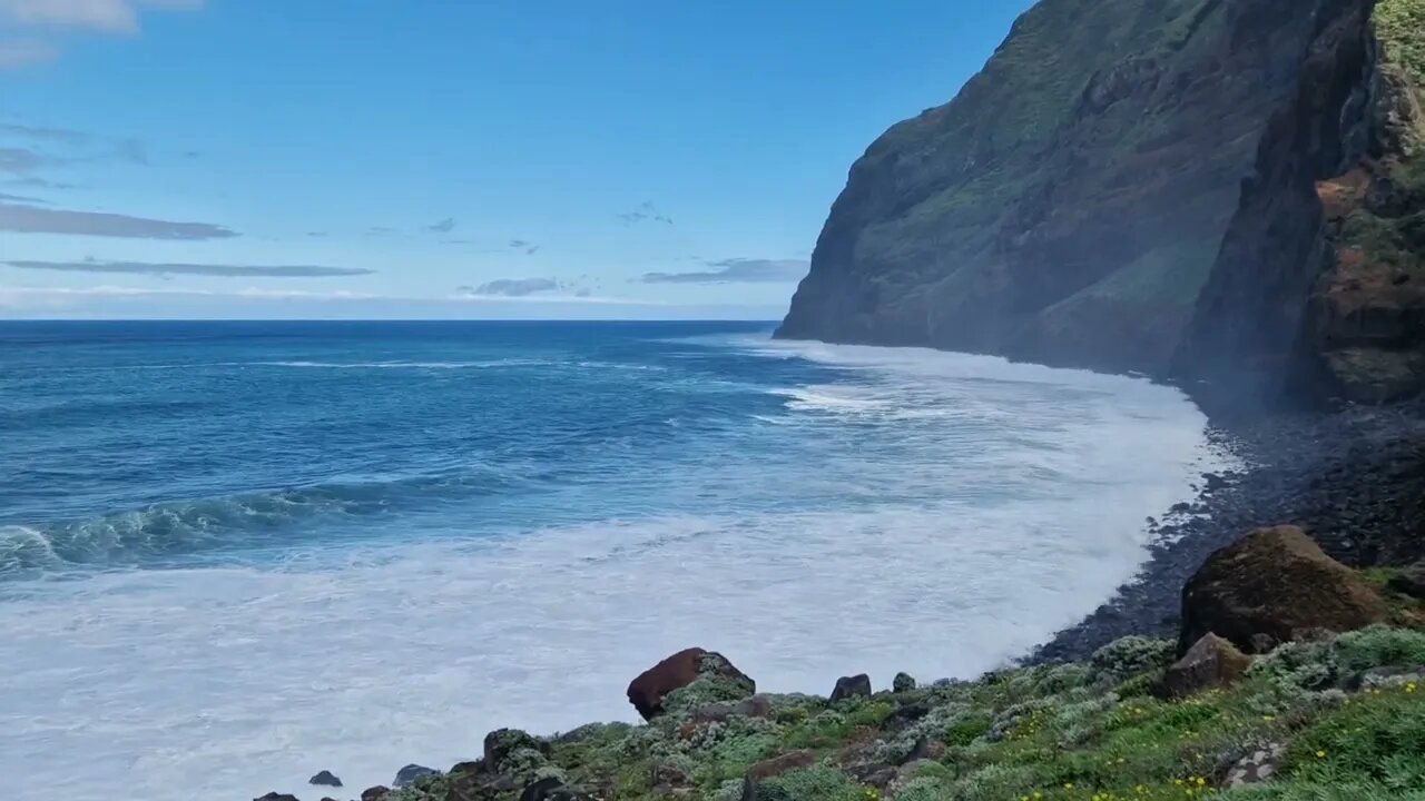 Beautiful waves in Madeira.