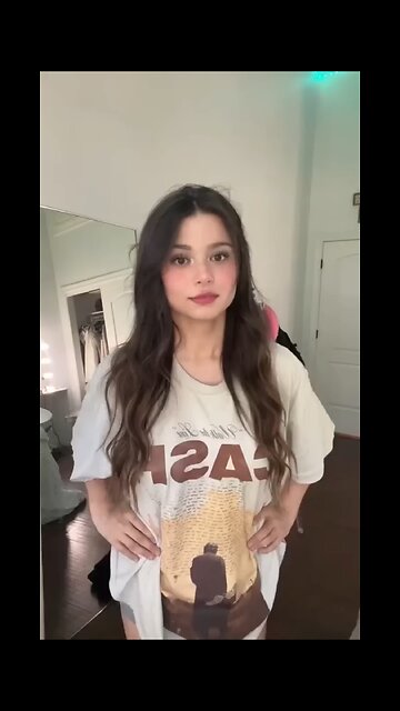 Did you see reflection in the mirror 😍