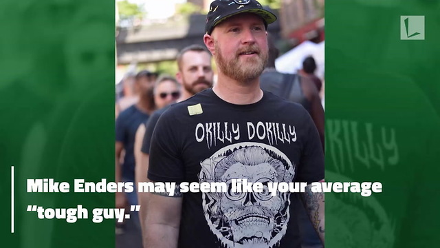 Burly Tattooed Man Is Softie with Heart for Fostering Kittens, Cries When Rehoming Them