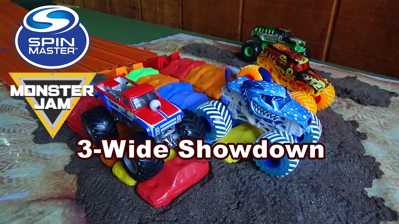 Monster Jam 3-Wide Showdown