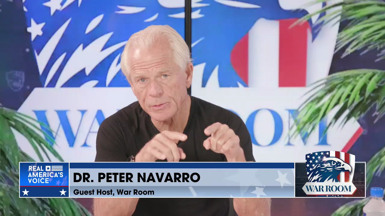 Peter Navarro Walks Through Road Ahead In New Hampshire