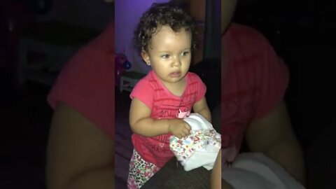 TENTANDO CHAMAR ATENCAO DE TODAS AS FORMAS #meme #viral #bebe #infantil #criança #fy #tiktok