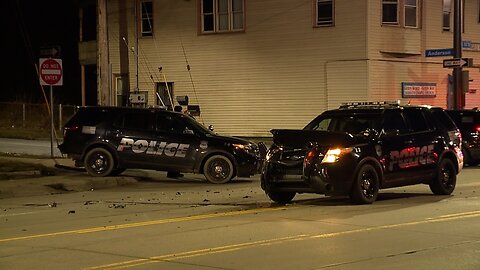 2 Garfield Heights officers involved in crash during pursuit in Cleveland