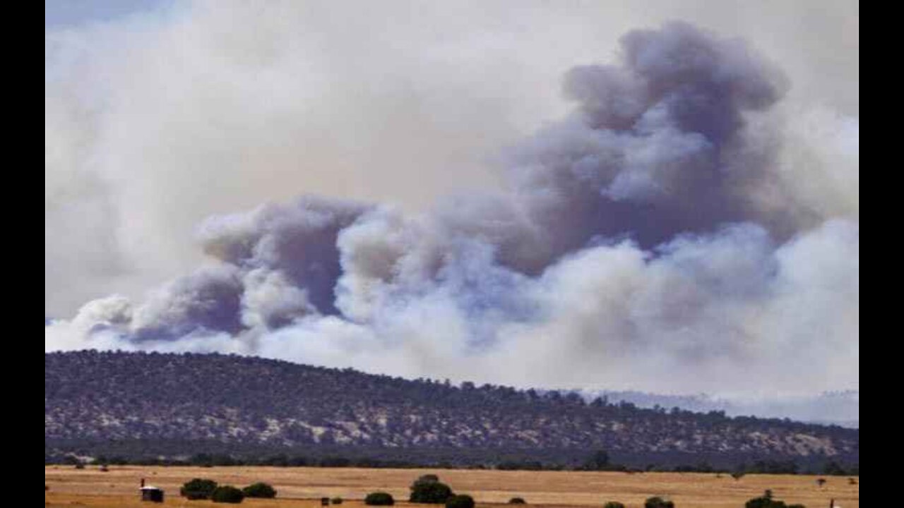 Fire Crews Close in Around Massive New Mexico Wildfire