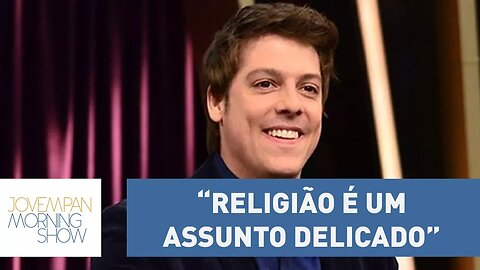 "Religião é um assunto delicado na TV aberta", diz Porchat sobre brincar com o tema na Record