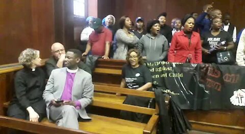 SOUTH AFRICA - Durban - Mooi River Town Hall dwellers (Video) (aPB)