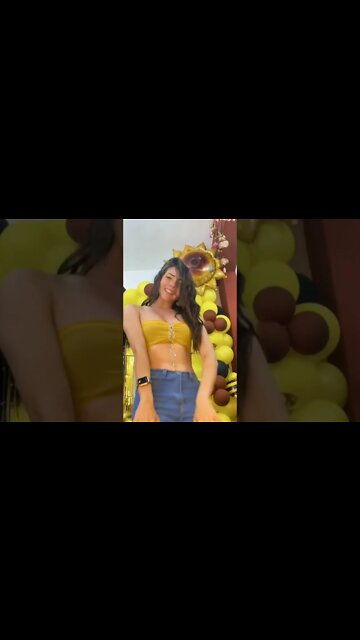 Beautiful Girl Beautiful Dance | #funyum #shorts #shortsfeed