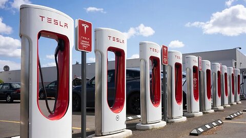 Tesla faces class-action lawsuit over EV range estimates