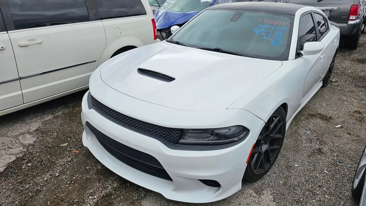 Dodge Charger Daytona SRT Super Cheap At Auction, IAA Walk Around