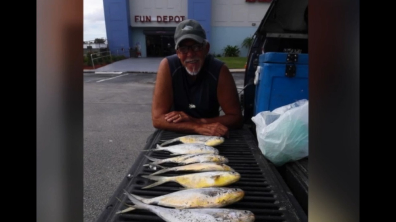 Red tide hurting commercial fishing industry