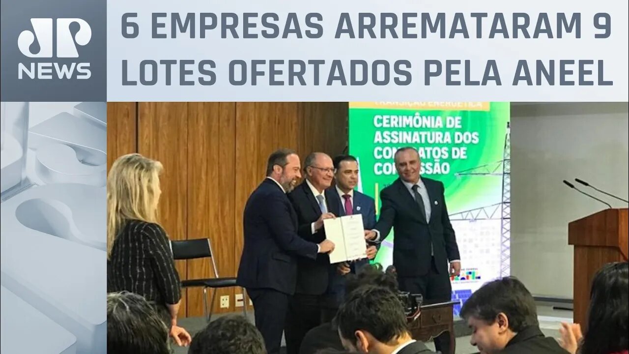 Governo assina contratos de leilão de transmissão de energia