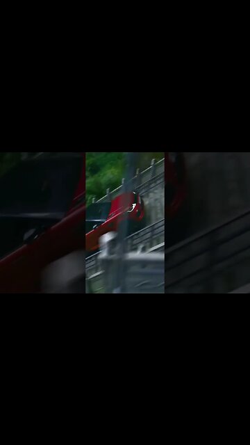 Range Rover Sport climbs 999 steps!!!