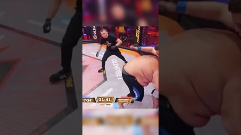 Este 2vs1 es una salvajada😂 #pelea #peleando #peleas #peleacallejera #elpugilato