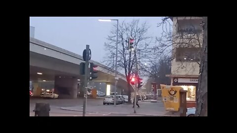 Rosenkranzgebetsmarsch für den Frieden auf dem Weg zur Botschaft der russischen Föderation