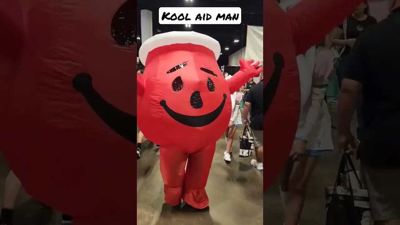 it's the kool-aid man! #koolaid #cosplay #comiccon