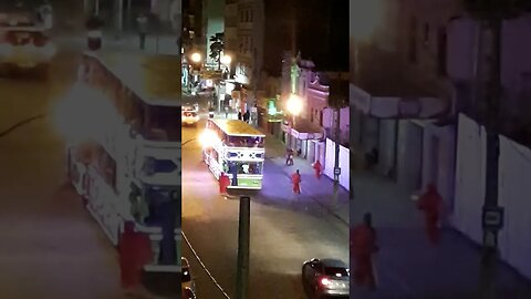PASSINHOS DO CHAVES, CHIQUINHA, KIKO E SONIC DANÇANDO NA CARRETA DA ALEGRIA TRIPLO X, LIKE 127