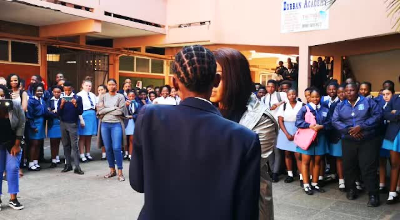 SOUTH AFRICA -Durban - Shekhinah visit Durban schools (Videos) (bVG)