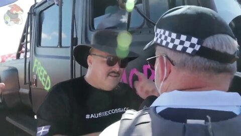 🧜🏻‍♂️ZEUS TRUCK 🚚ATTACKED BY POLiCE 👮‍♀️