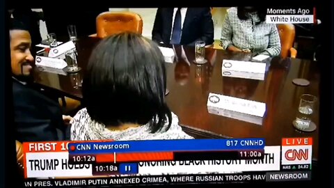 Donald Trump signifying his Masonic affiliation