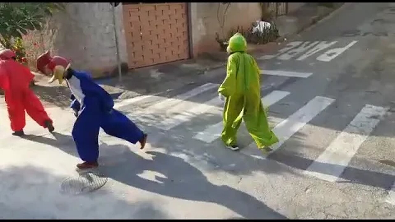 OS REIS DOS PASSINHOS DA CARRETA DA ALEGRIA, DANÇANDO FOFÃO, CHAVES, BEN10 E PATATI @valdeir641