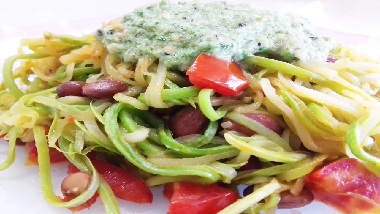 How to prepare zucchini spaghetti with spaghetti sauce (Cook Food in Home)