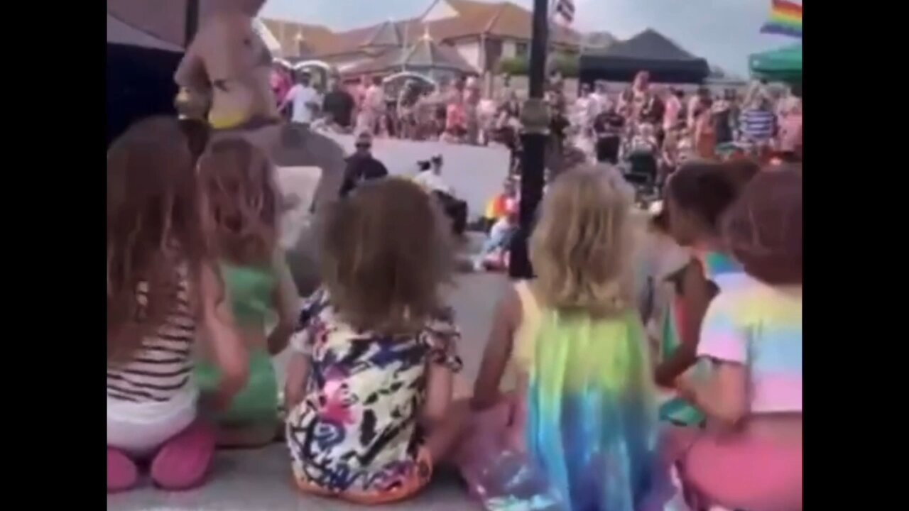 Graphic: stripper performs in front of minors at LGBT event. Who does this benefit?… Peds