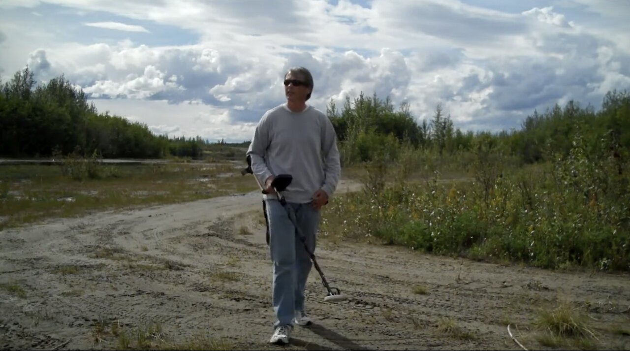 Metal detecting at the public lakes behind Fairbanks Alaska Airport