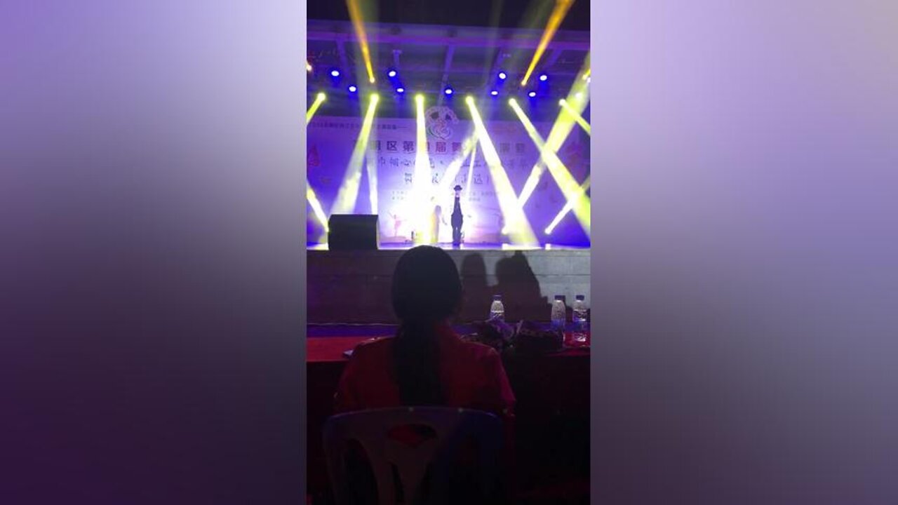 模仿得不好.继续努力希望朋友们多多指点【順能炫舞團】