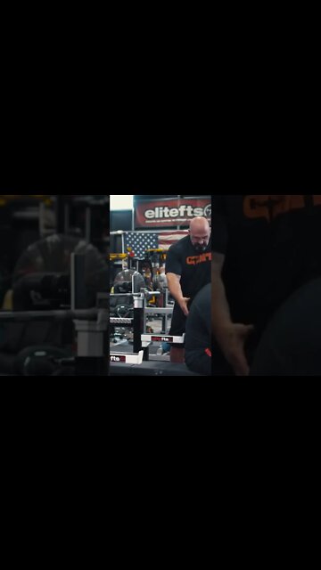 JM Blakley Coaches a Good Arch for Bench ❗️ #shorts