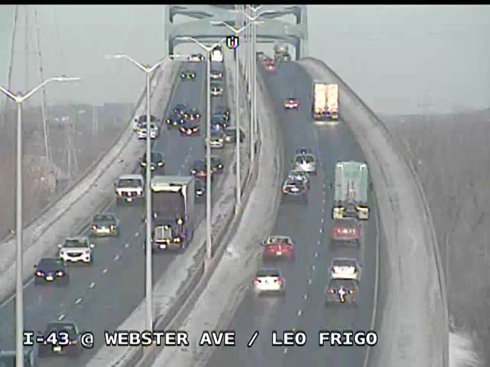 WisDOT video of Leo Frigo Bridge crash