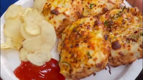 Cheeierst Garlic Bread from WOW Sandwich Delhi Street Food #shorts #shortvideos