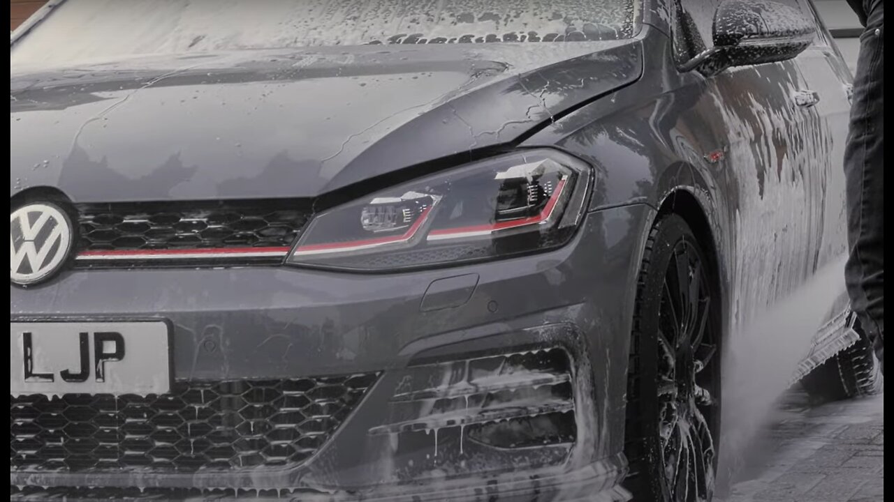 VW Golf Detailing