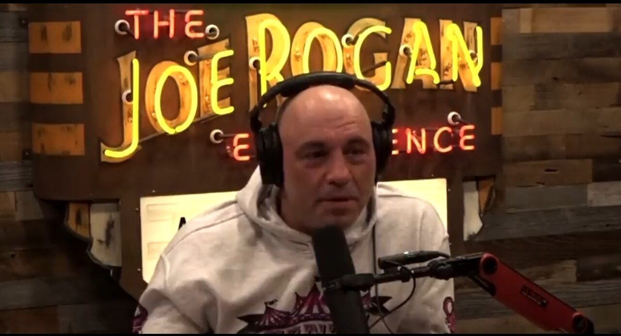 Joe Rogan on Hunter: It Scares Me That Media Will Ignore Facts to Push a Narrative