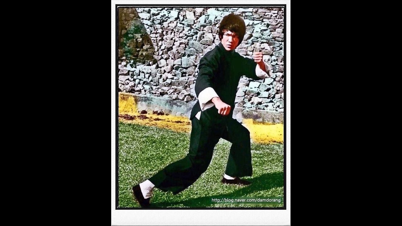 Cross kick Studio Films Bruce Lee Enter The Dragon