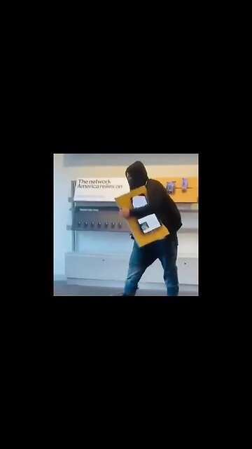 Apple Store Robbery *again*