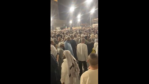 makka e haram se Isha namaz se wapsi room pr