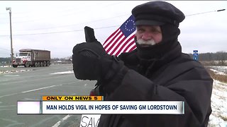 Workers join man's vigil for Lordstown GM plant