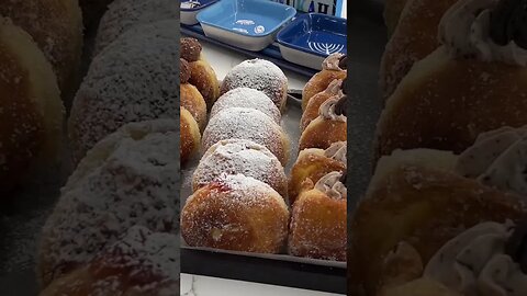 Sneak Peek Into Our Hanukkah Celebration/ Holiday Decor / Sourdough Donut Recipe Sufganiyot