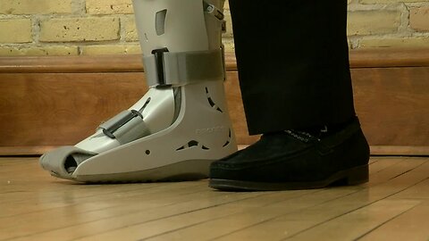 One man awaits a fix for his achilles tendon after COVID-19 postponed his surgery