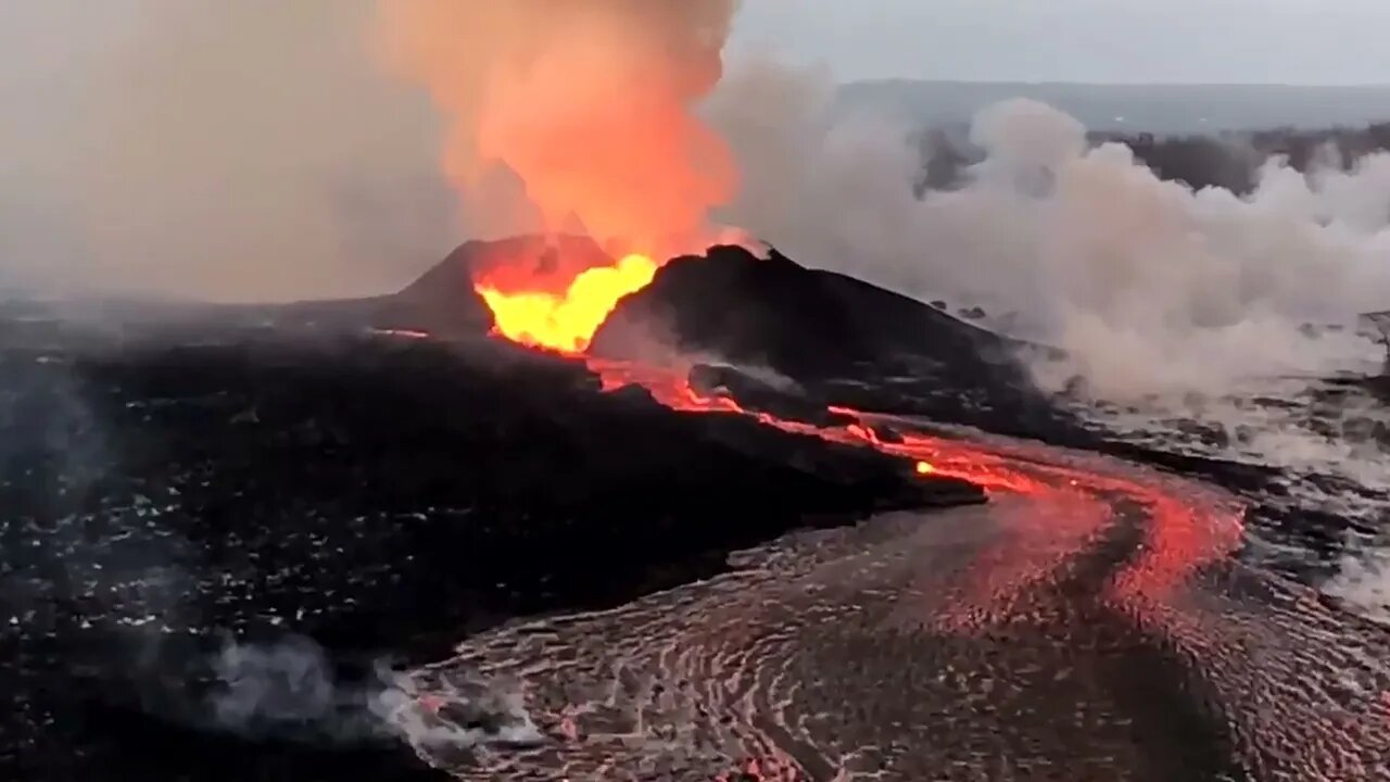 12 Most Amazing And Biggest Volcanic Eruptions-2