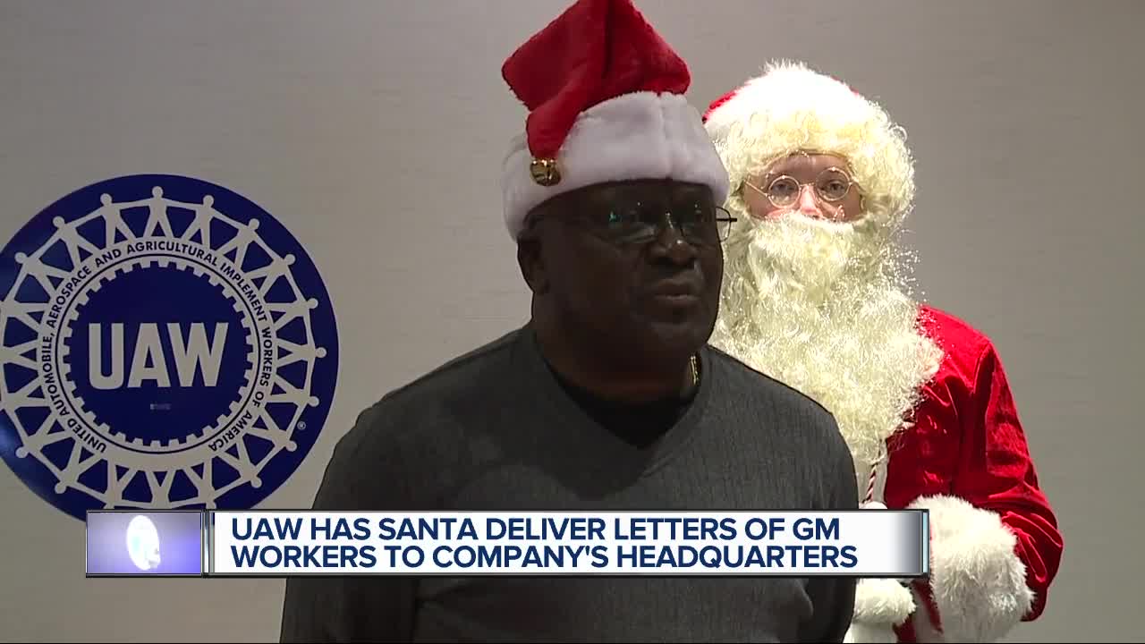 UAW sends message, hand-delivers 4,000 letters to GM via Santa