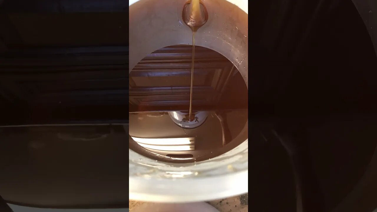 Honey time lapse. 5 gallons freshly harvested.